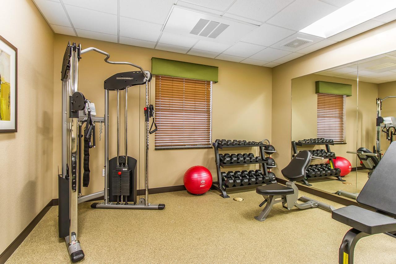 Mainstay Suites Stanley Bagian luar foto